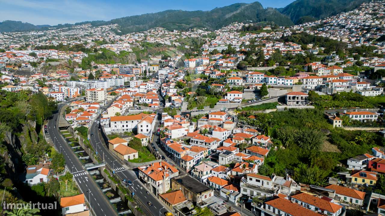 Um edifício com história e versatilidade no coração do Funchal-11