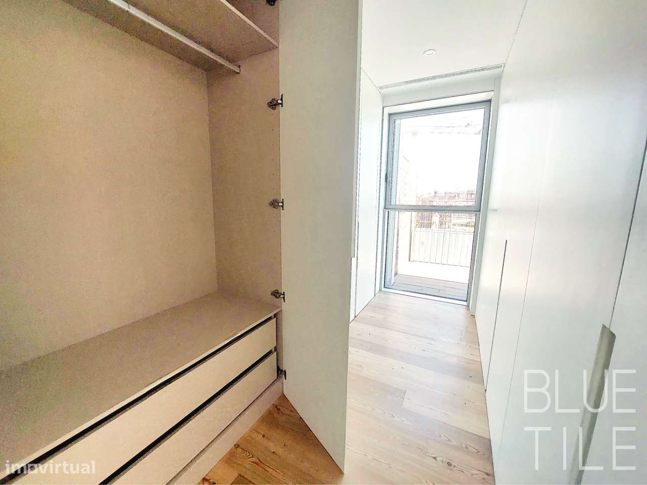 Fabulosa Penthouse com vistas incríveis de Mar-13