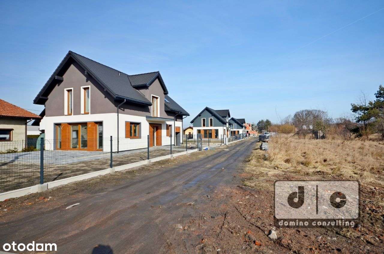 Nowy dom przy lesie. Pniowiec. Tarnowskie Góry.-16