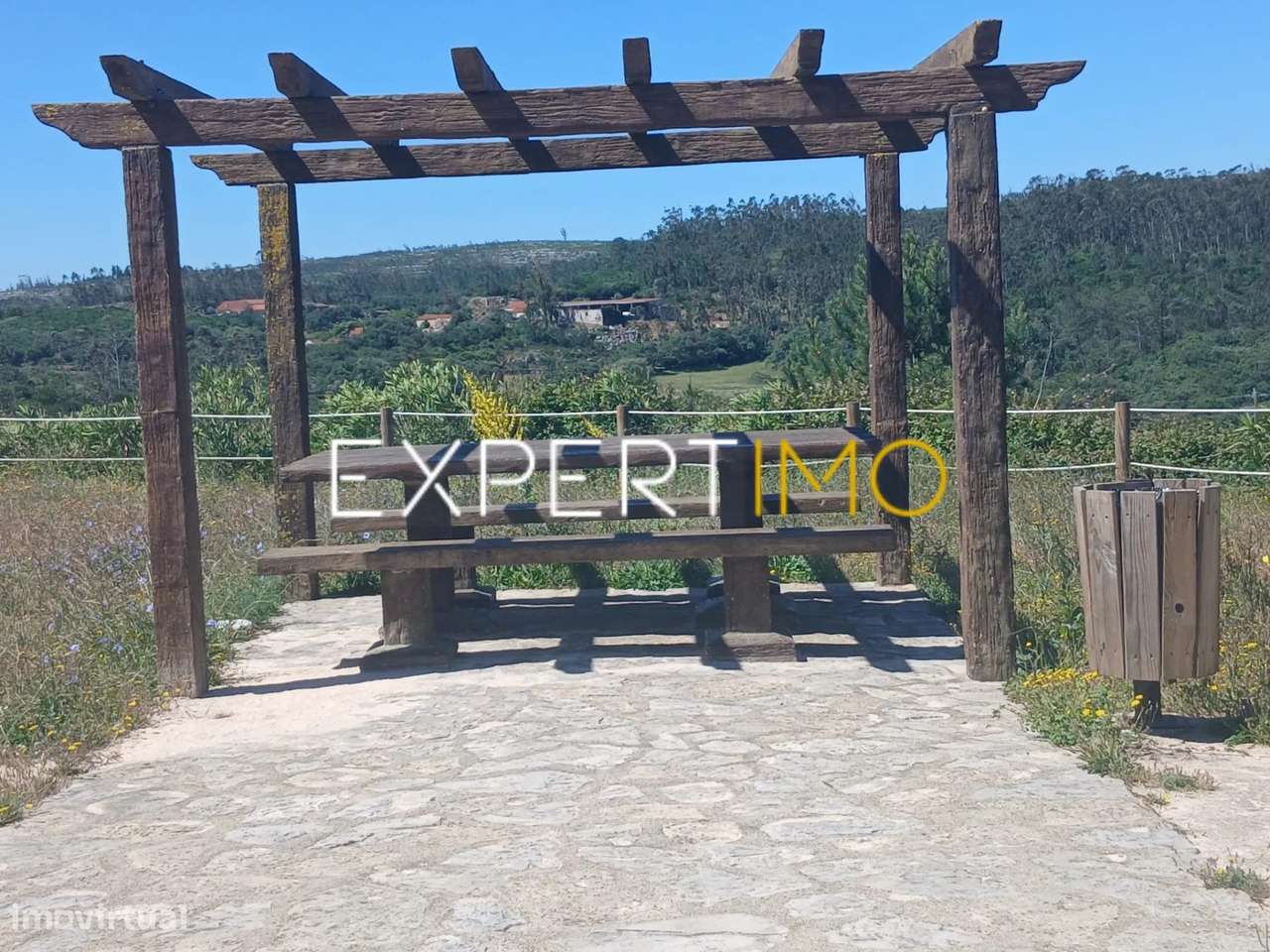 Moradia T2 São Bento, Porto de Mós, Leiria com design moderno-32