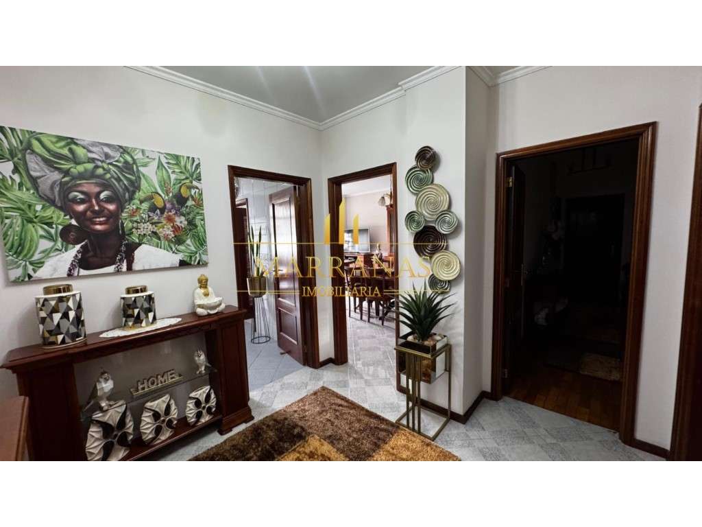 Apartamento T2 em Lordelo Excelente Localização-0