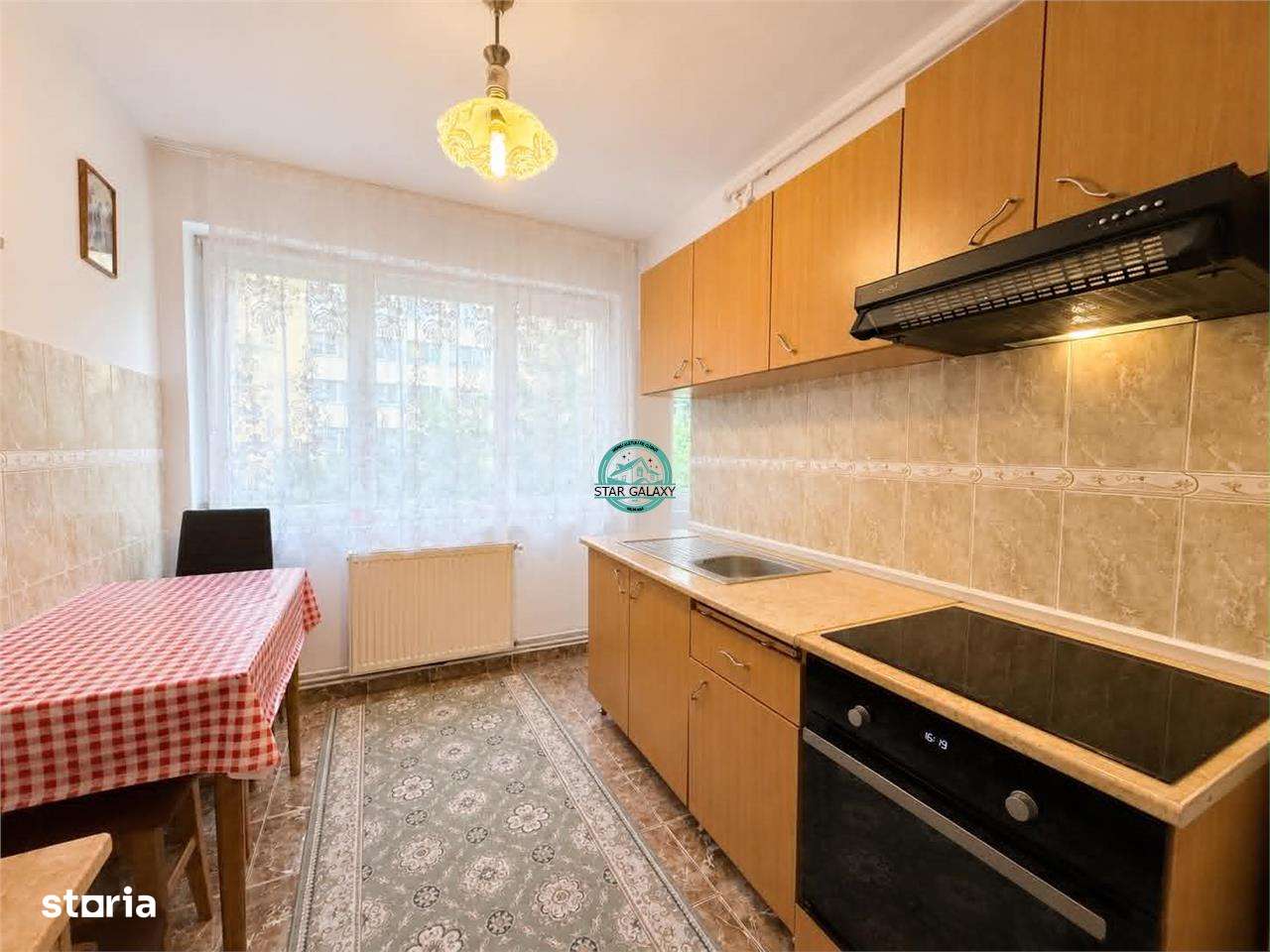 Vand apartament cu 2 camere, Etaj 1, 7 Noiembrie la 8 minute de UMF-0