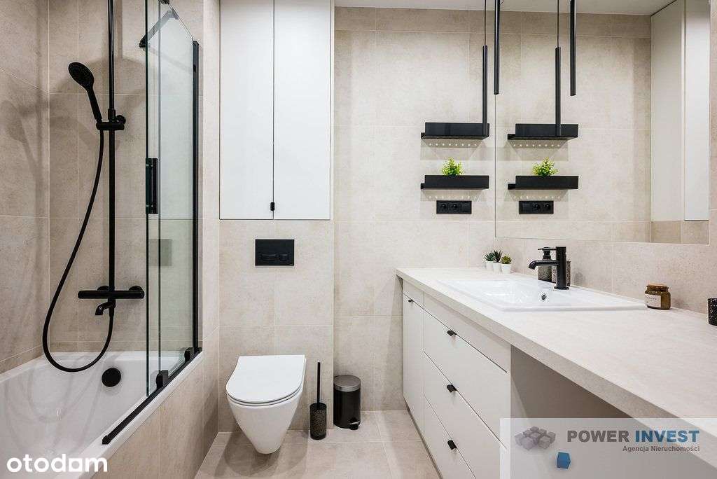 High standard, modern construction.-8