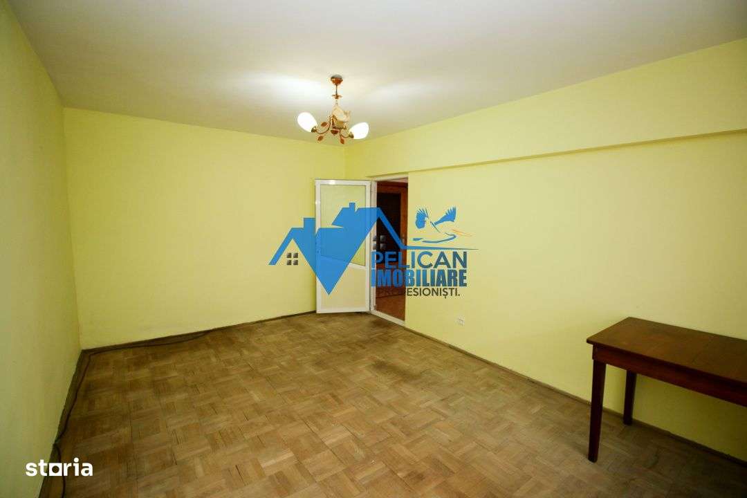 Piata Noua, 3 camere, Etajul 1, decomandat, centrala proprie-1