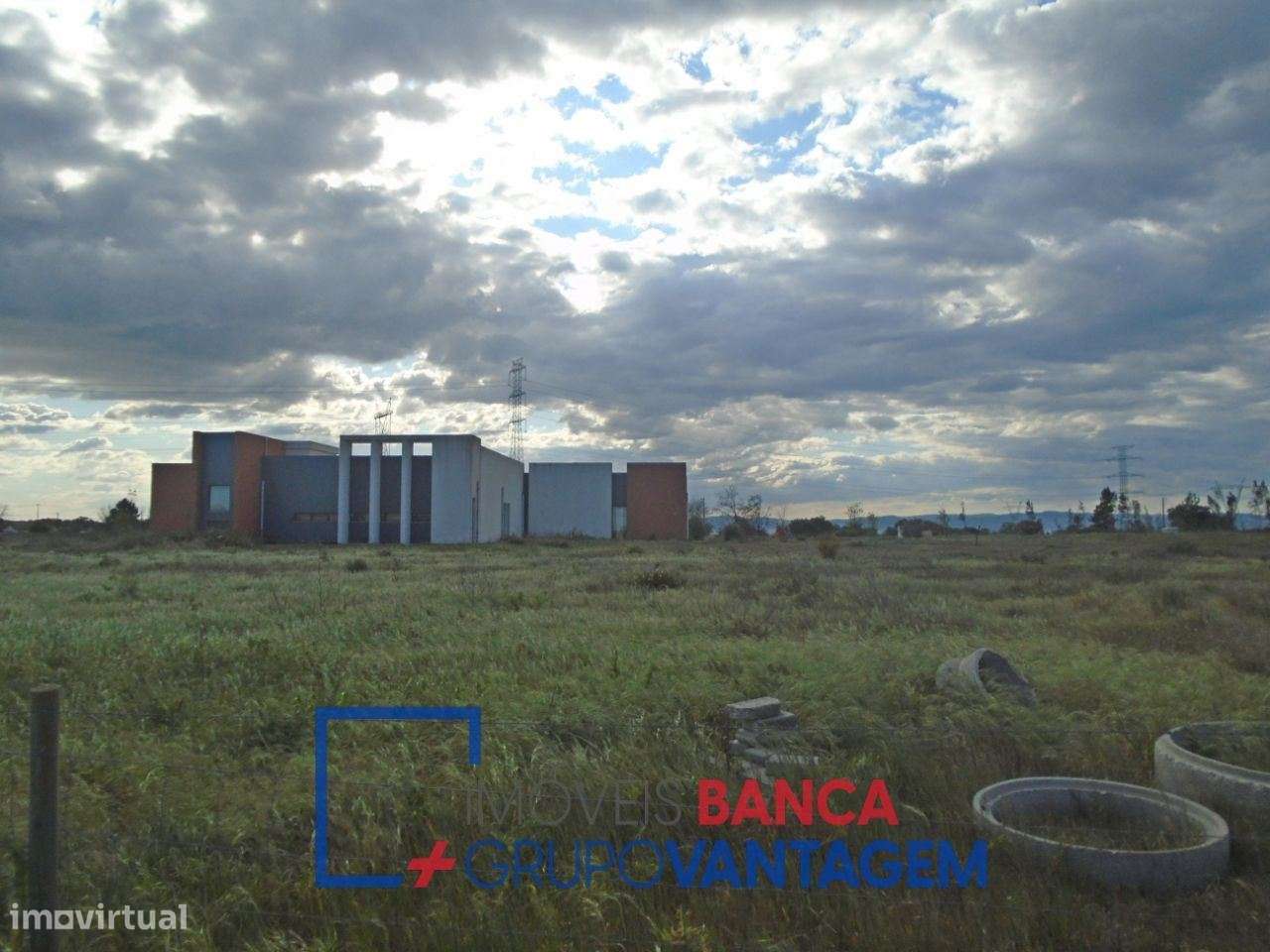 Terreno para Construção no Porto Alto/Samora Correia, com edificio ... - Grande imagem: 4/17