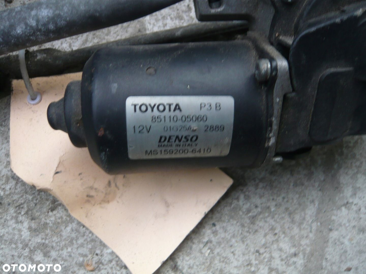 Mechanizm wycieraczek przód 85110-05060 Toyota Avensis T25 - 2