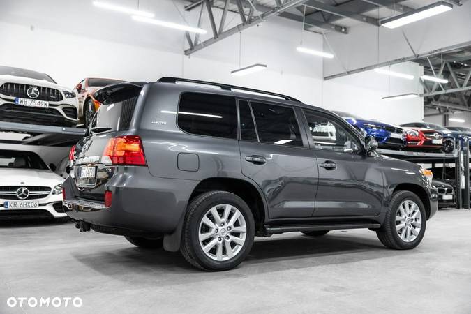 Toyota Land Cruiser LC 4.5 D-4D V8 Limited - 11