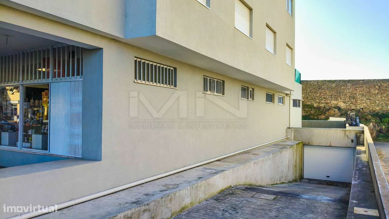 T3 com Terraço Coberto Exclusivo: A 1,5 km do Metro de Fânzeres-44