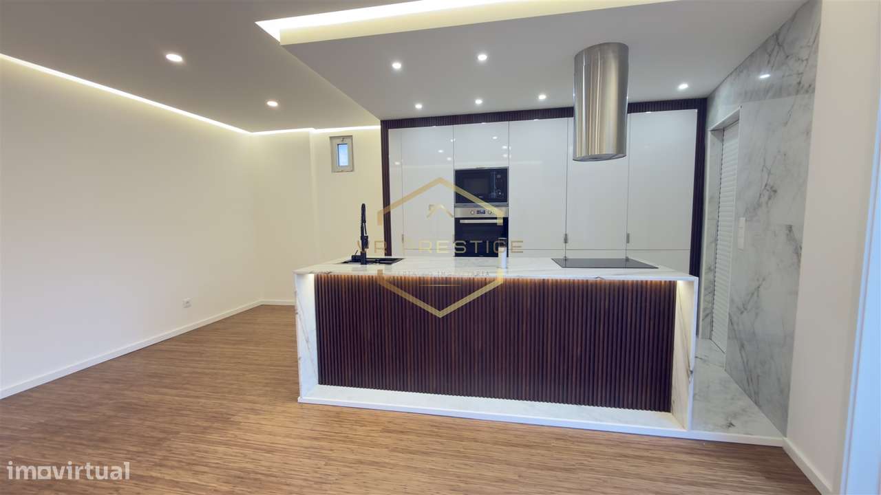 T3 A 150M DA PRAIA DA PÓVOA DE VARZIM - Grande imagem: 4/16