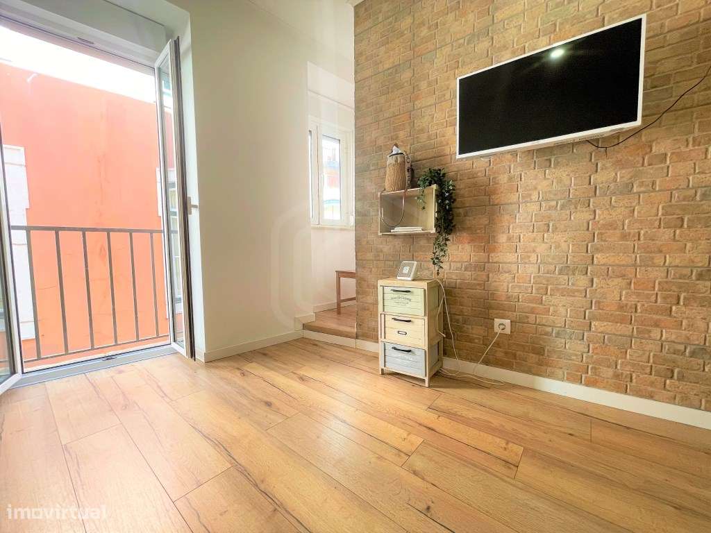 Apartamento T1 mobilado para arrendar S Vicente, junto Panteão e Me... - Grande imagem: 5/15
