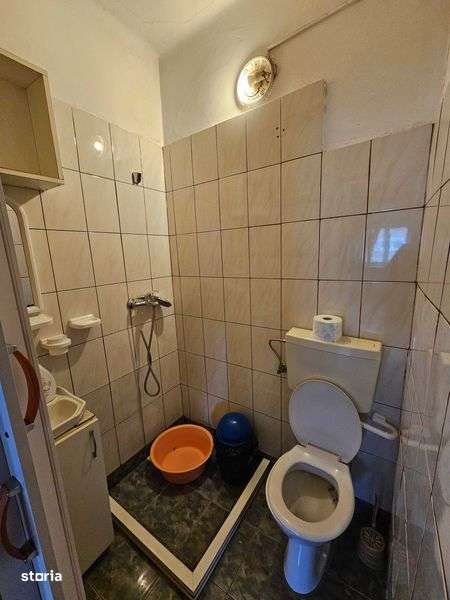 De inchiriat locuinta unifamiliala cu curte si gradina - Imagine principală: 5/7