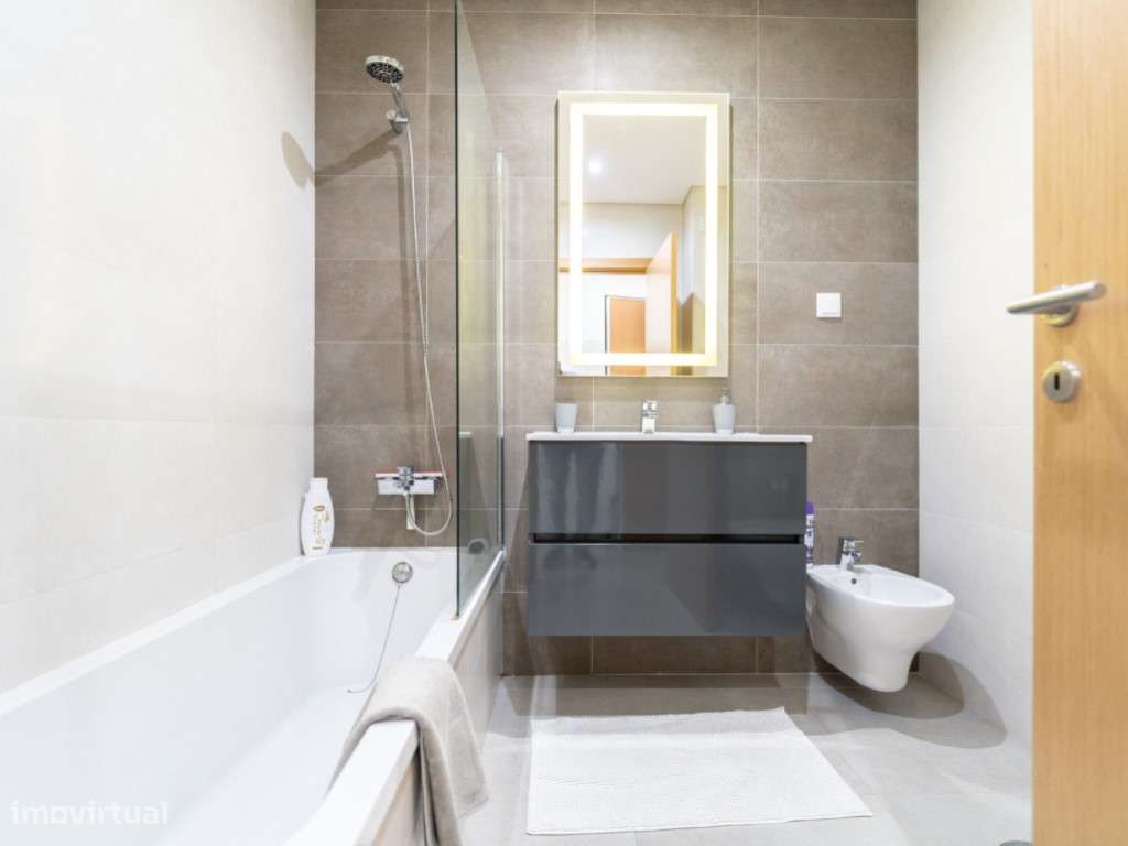 Fantástico Apartamento T2 com licença AL inserido num condominio co...-22