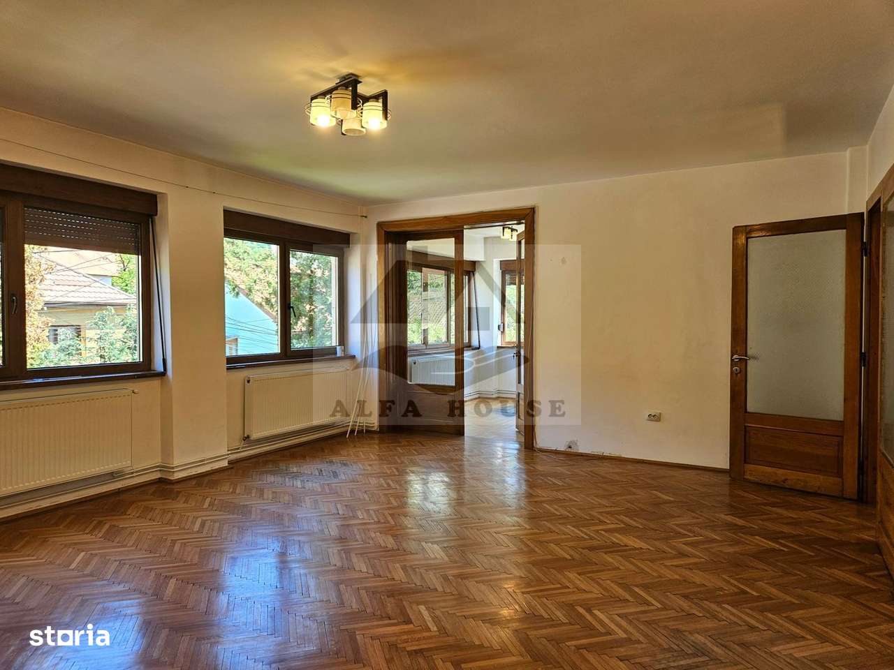 Casa deosebita cu 6 camere in  Centrul Brasovului - 210 mp-11
