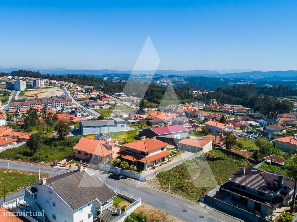 Lote para Construção com 905M2 - São João de Ver-13