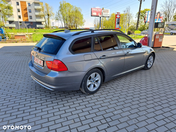 BMW Seria 3 318i - 7