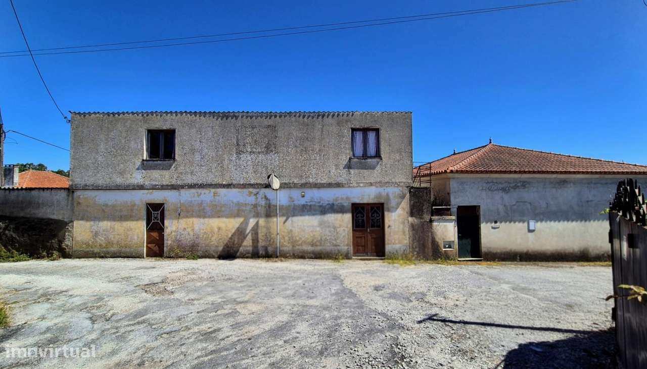 Venda de propriedade c/ duas moradias, V. N. Anha, Viana do Castelo-28