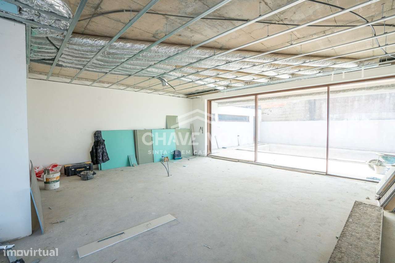 Moradia Isolada V4 a 200M do Praia, com vista MAR! - Grande imagem: 3/25