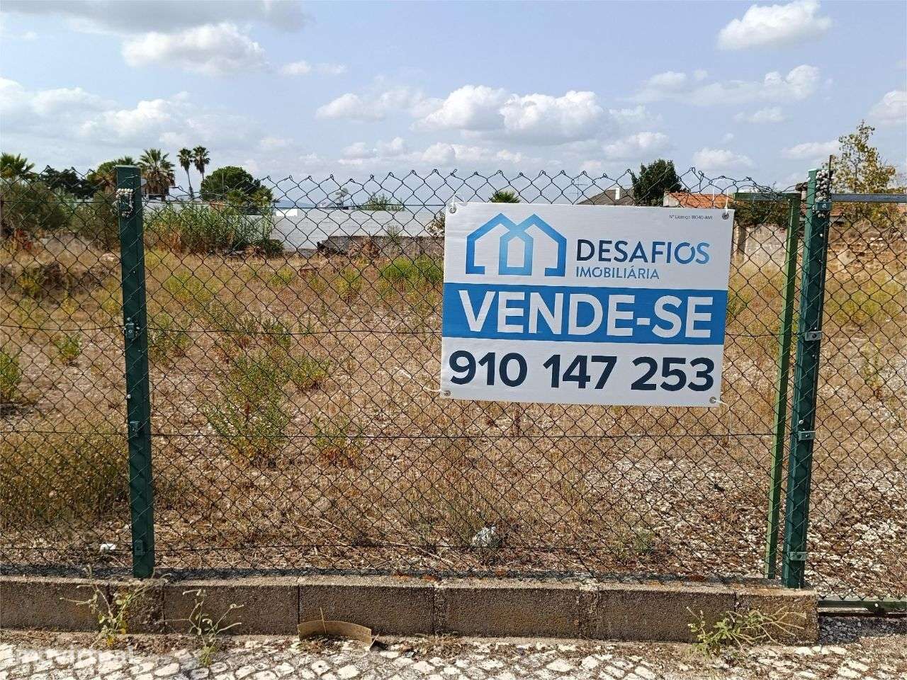 Terreno urbano para construção - Grande imagem: 4/6