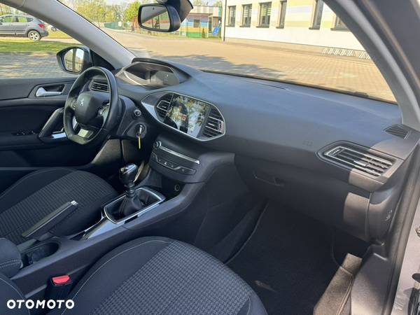 Peugeot 308 1.5 BlueHDi Business Line S&S - 12