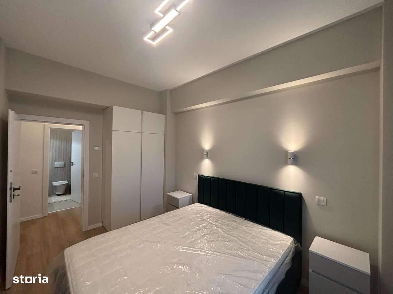 Apartament nou, modern spre inchiriere, situat in centrul orasului Tg. - Imagine principală: 4/9