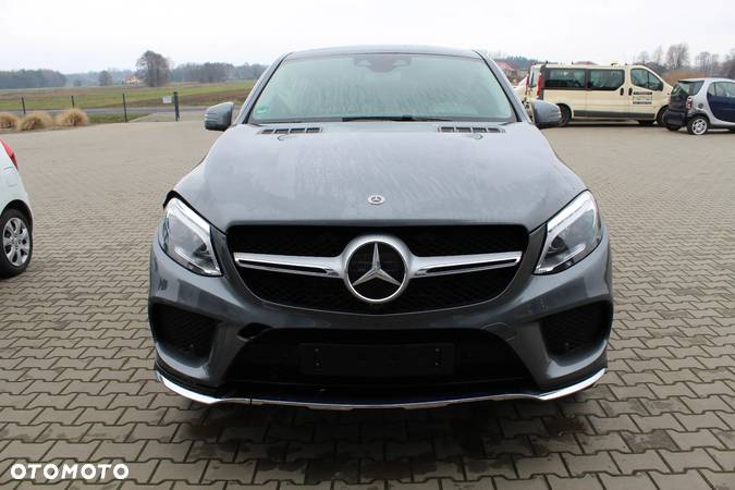 Mercedes-Benz GLE 350 d Coupe 4Matic 9G-TRONIC AMG Line - 2