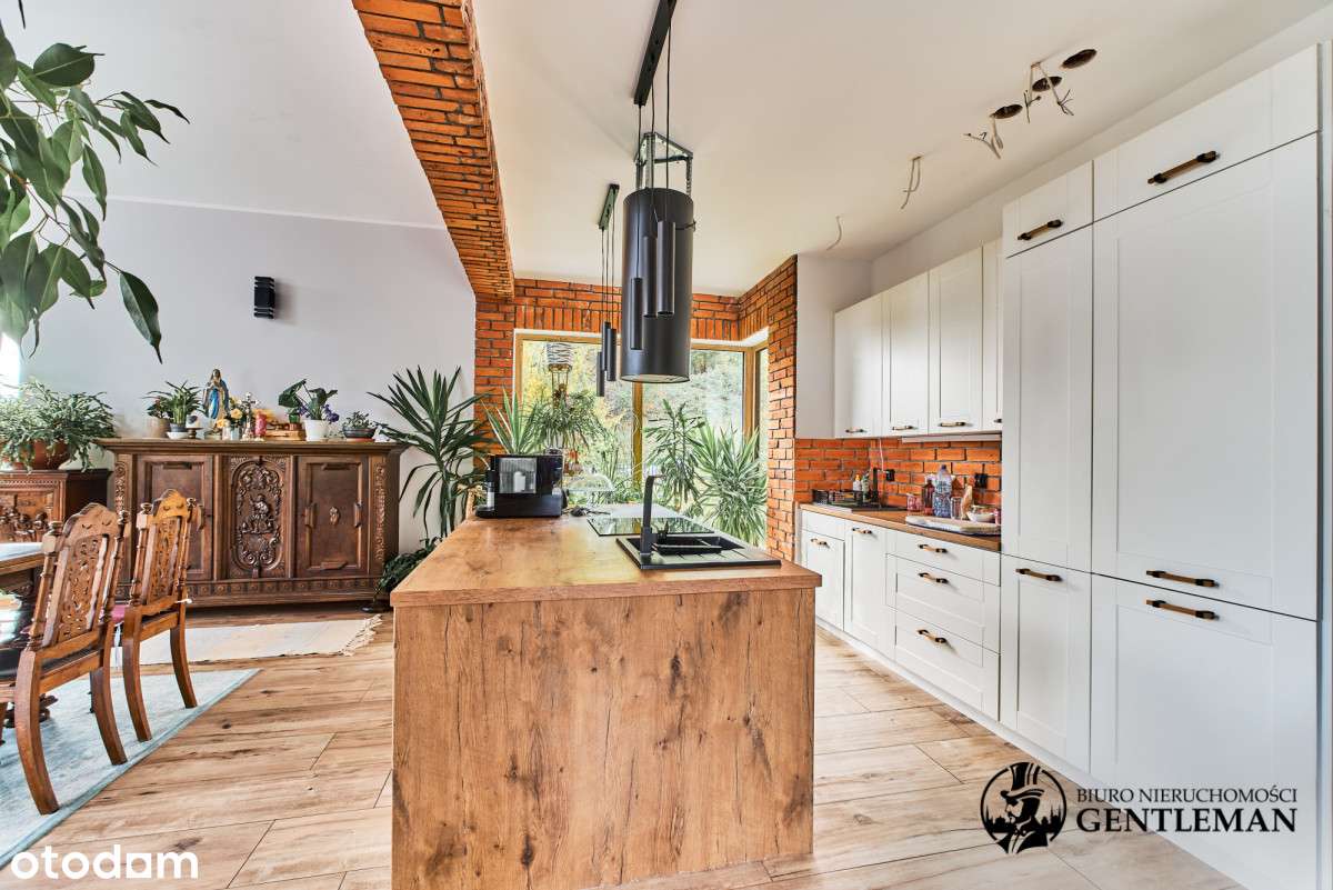 Wyjątkowy, zachwycający dom przy lesie!-8