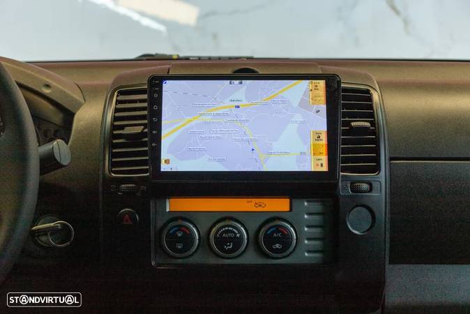 Nissan Navara 2.5 dCi Premium 4WD GPS Pele - 11
