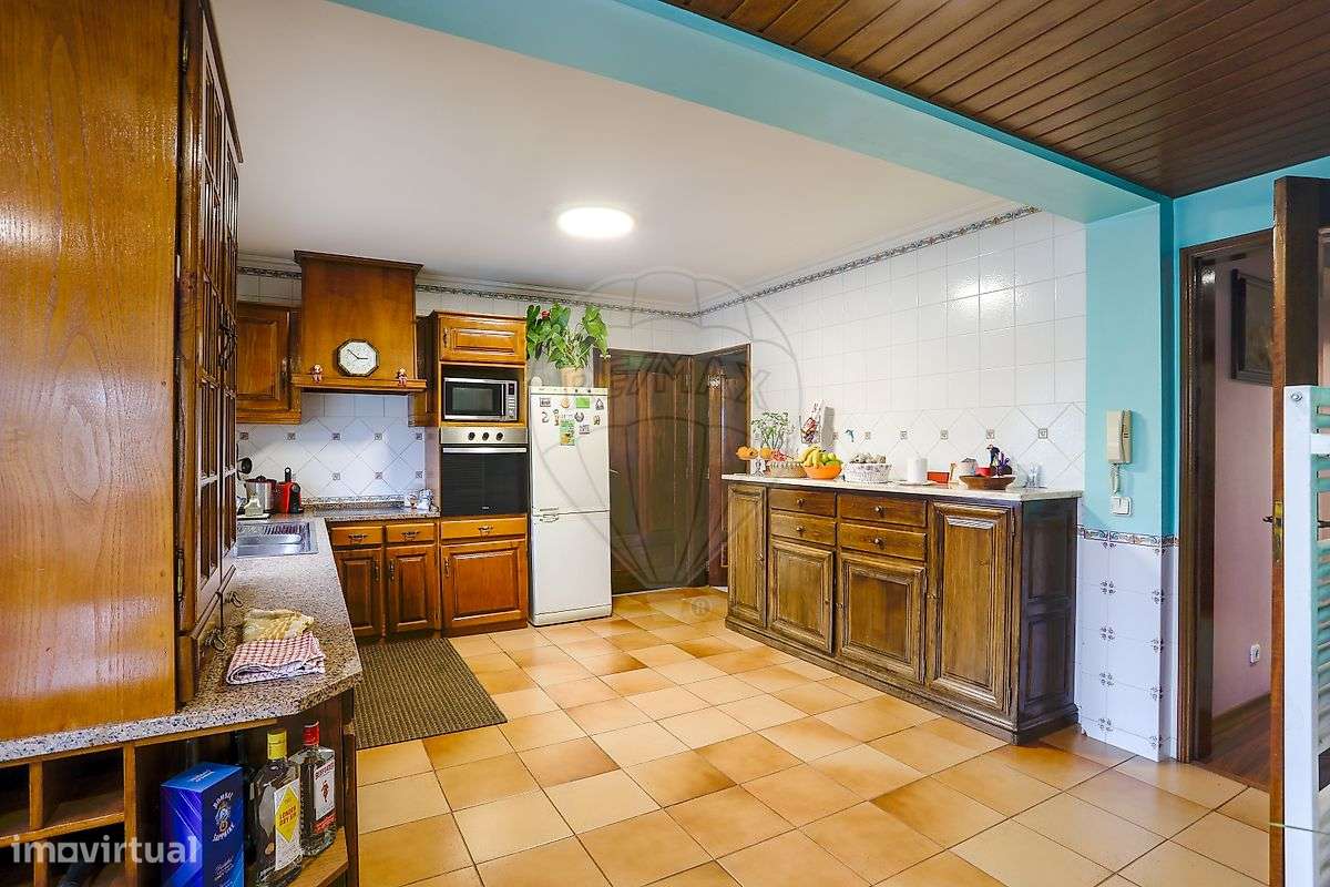 Moradia T4 para venda-21