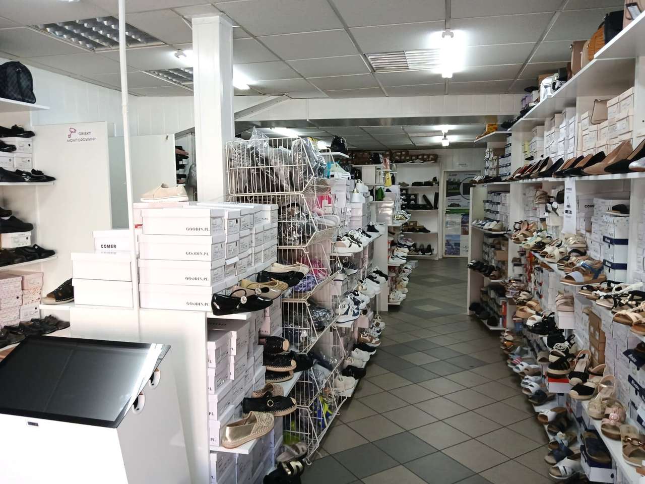 Duży, ładny LOKAL w ścisłym centrum z C.O. na gaz - Pełny obrazek: 3/10