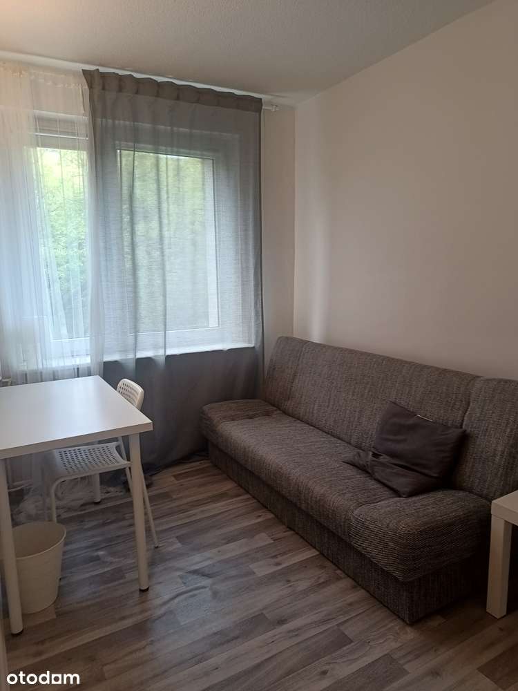 Pokój jednoosobowy os. Przyjaźni 22