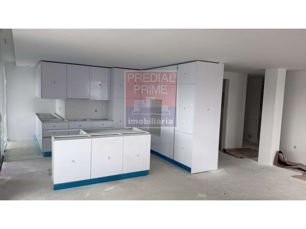 EXCELENTE APARTAMENTO T3 NO CENTRO DE OLIVEIRA DE AZEMEIS-5