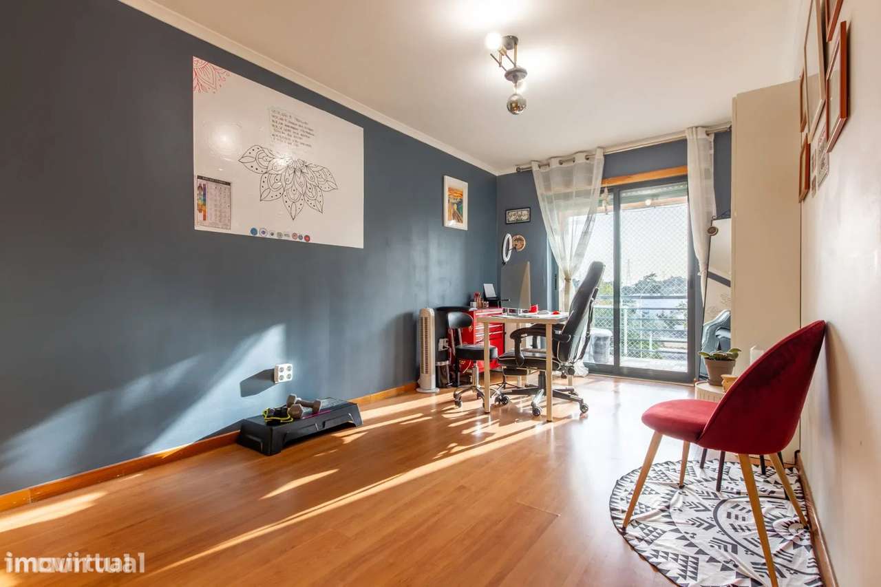 Apartamento T3 em Quinta do Anjo com Garagem-20