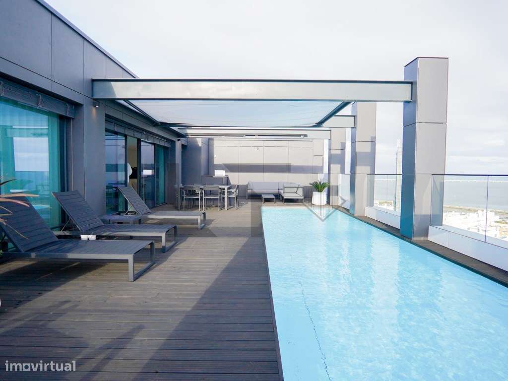 Penthouse T4 com Terraço e Piscina Privada com plena vista Rio, par... - Grande imagem: 4/60