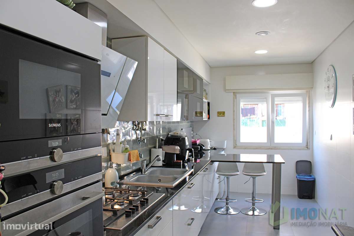 2 Apartamentos ,  T 2 + T 1-8