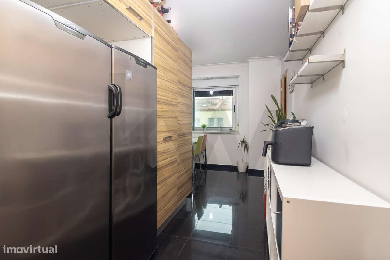 Vende T3 Duplex Condominio Privado Jardim Central em Alhos Vedros - Grande imagem: 3/60