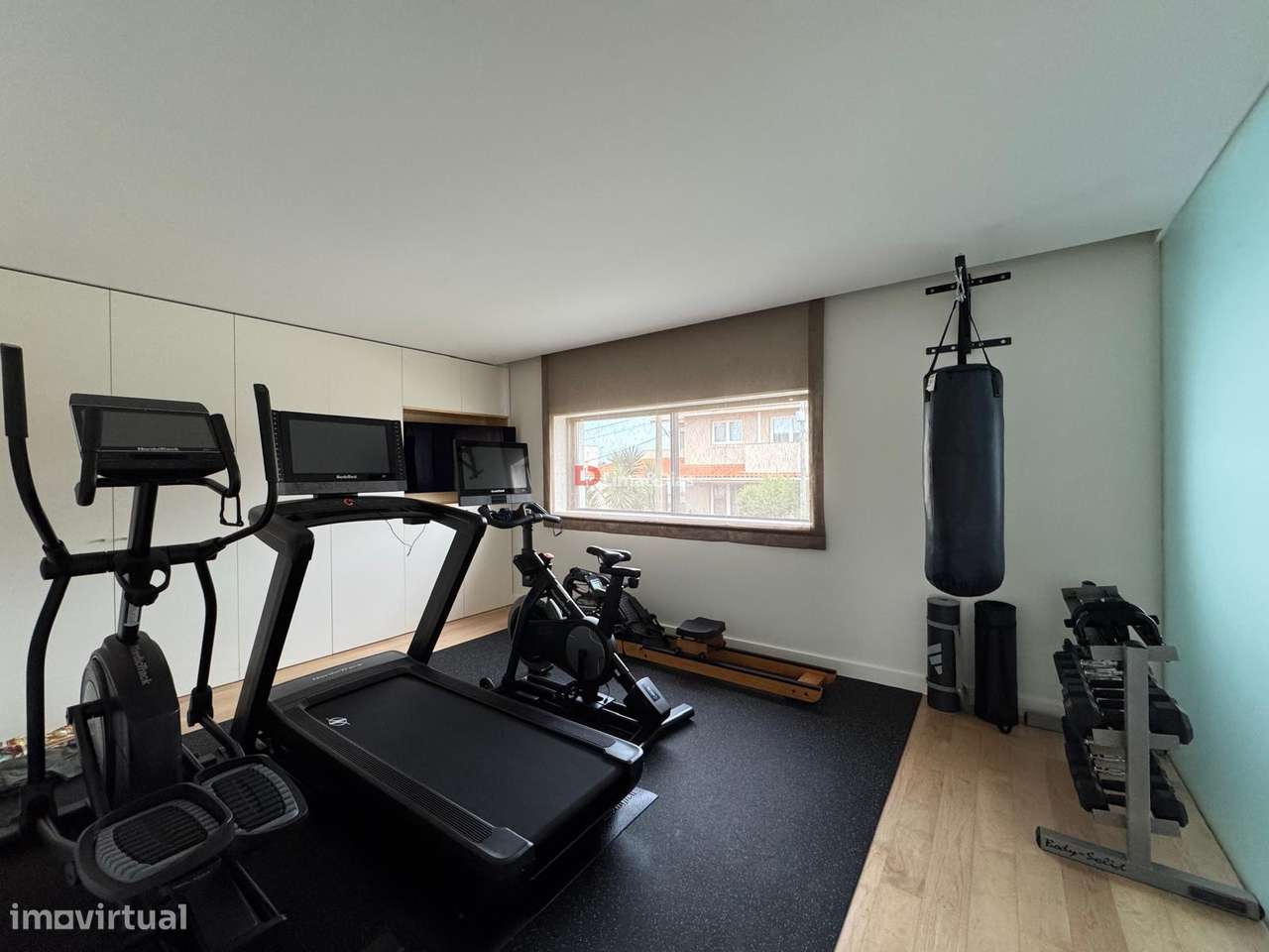 Moradia de Luxo T-3 à praia da Madalena-6