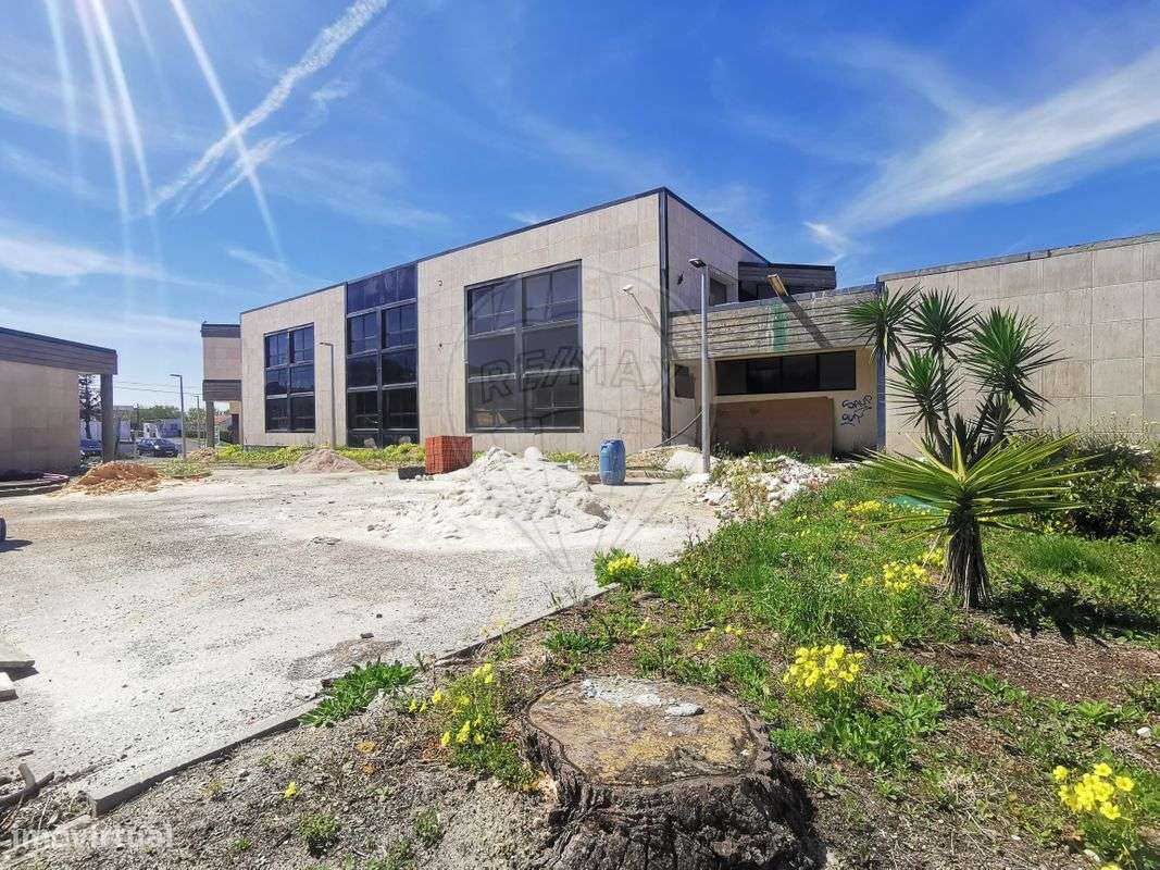 Armazém  para arrendamento - Grande imagem: 1/15