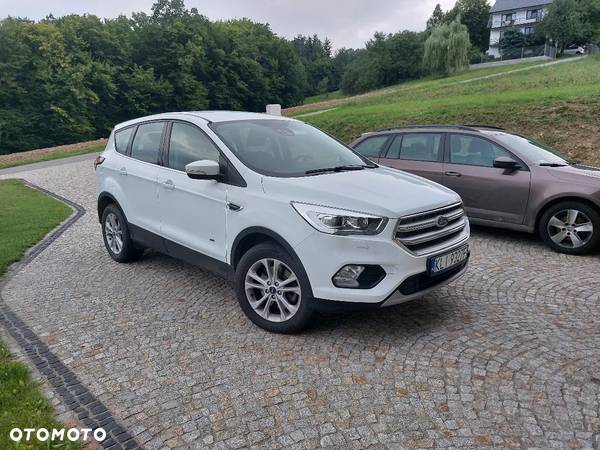 Ford Kuga 1.5 EcoBoost 4x4 Titanium - 2