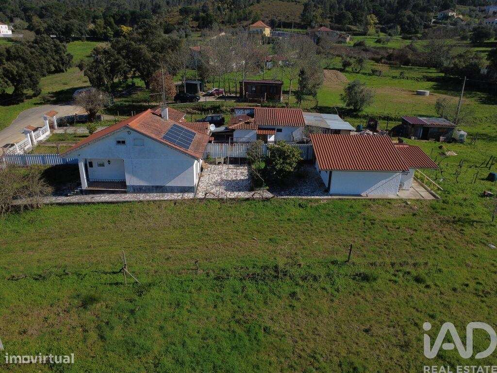 Moradia bi-familiar T2 em São Miguel de Poiares de 96 m2 - Grande imagem: 4/40
