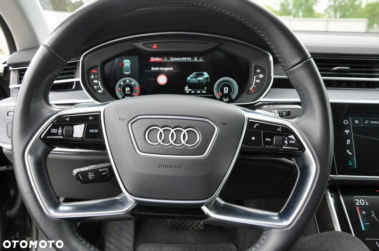 Audi A8 - 10