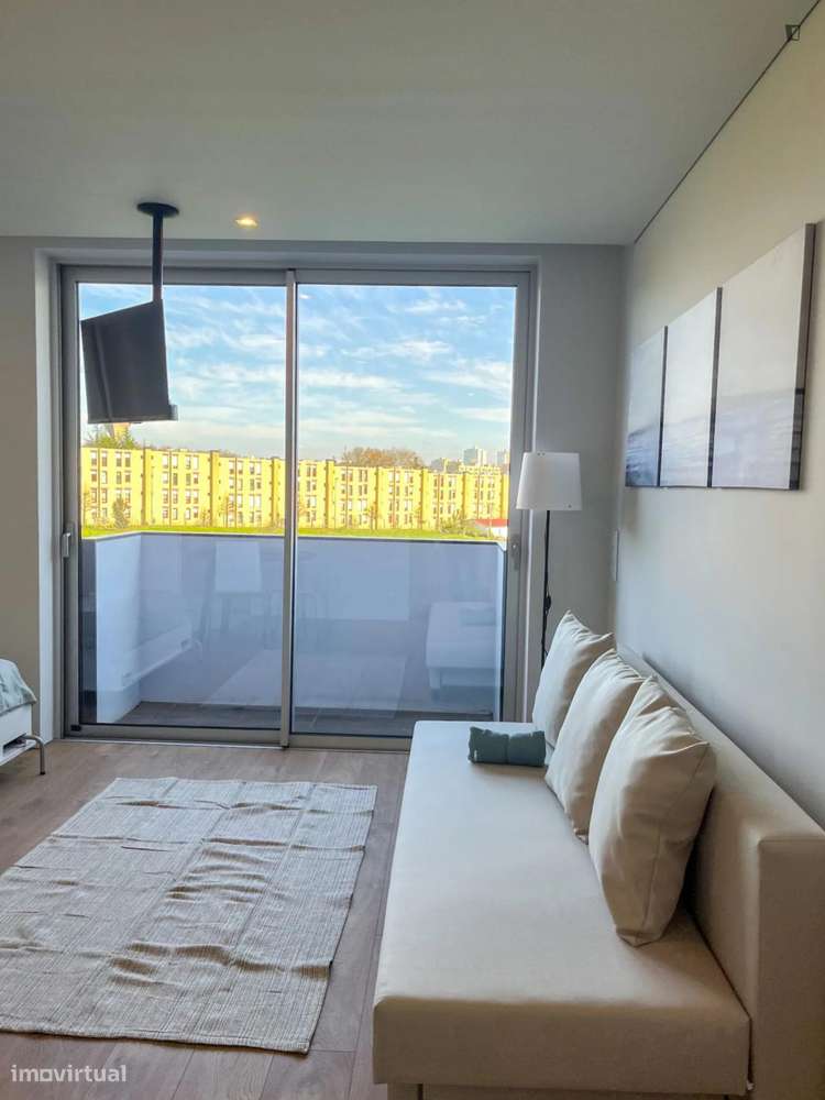 Estúdio - localizado em Senhora da Hora Porto - Grande imagem: 3/7