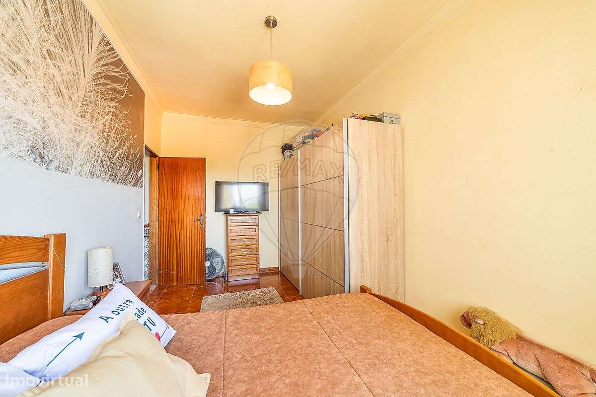 Apartamento T2 para venda na Cruz de Pau, Amora.-7