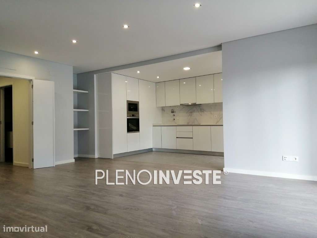 T2 Novo com terraço e parqueamento na Quinta da Fábrica - Grande imagem: 3/21