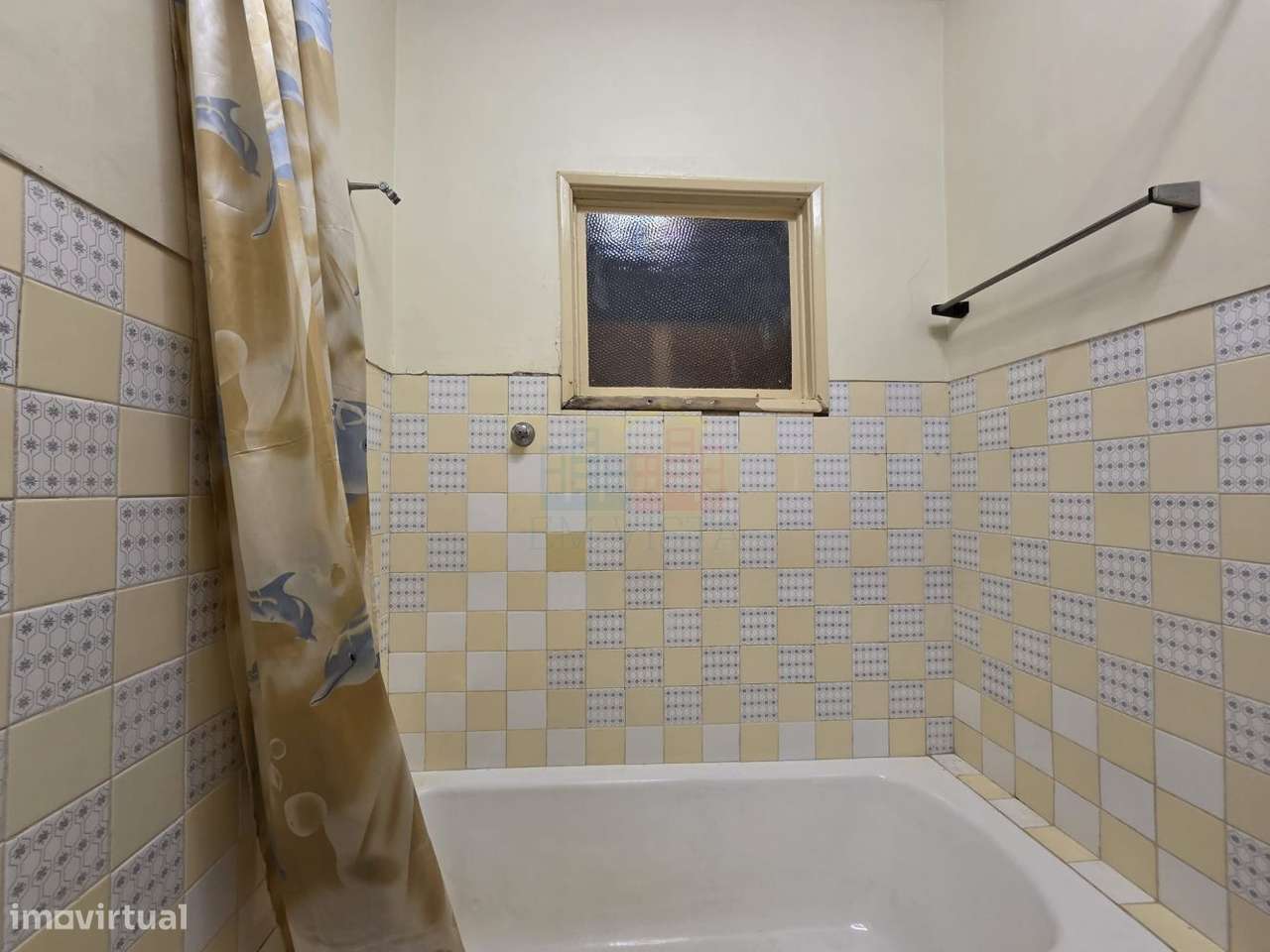 Centro Mem Martins - T4 para remodelação-5