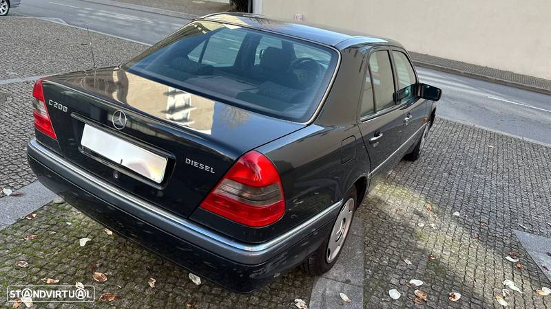 Mercedes-Benz C 200 D Elegance - 9