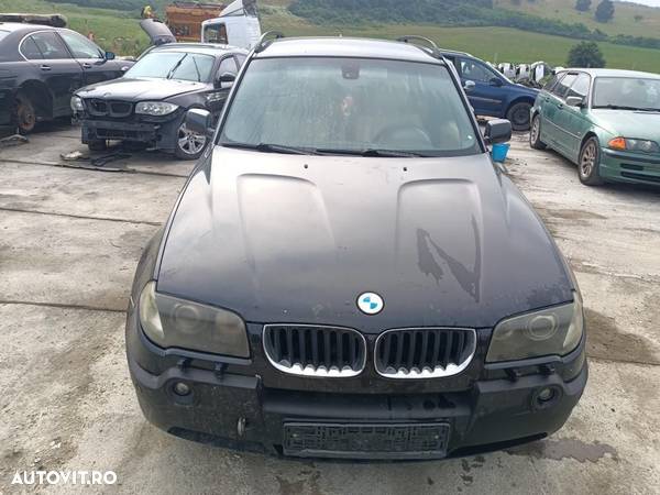 capota BMW X3 e83 black sapphire metallic - 2