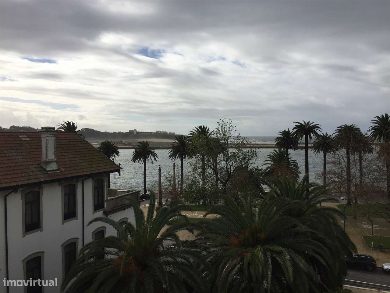 T4 c/ terraço de 90m2 no coração da Foz do Douro-19