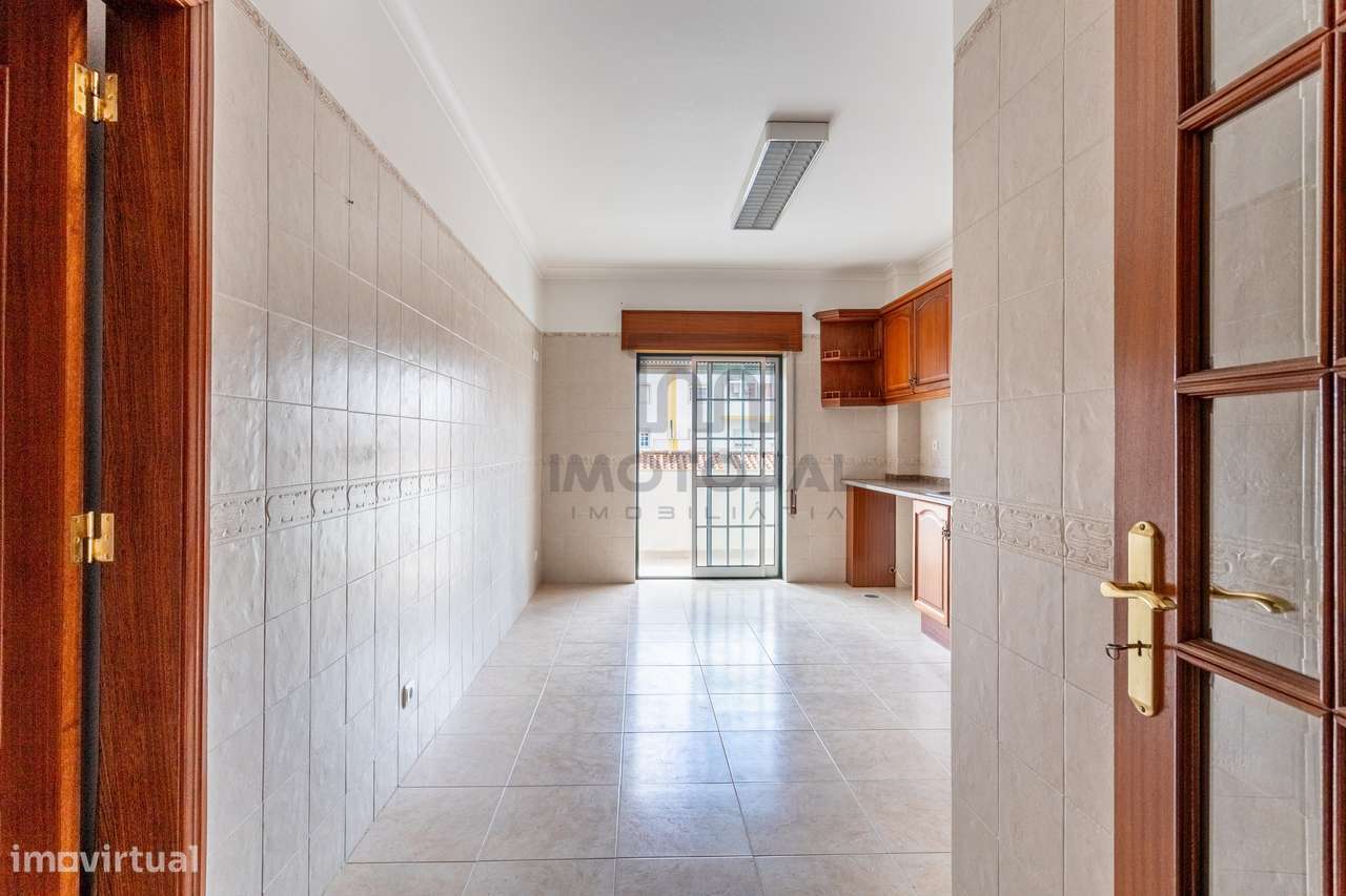 T3 com varanda, 145m², pronto a habitar em Samora Correia-21