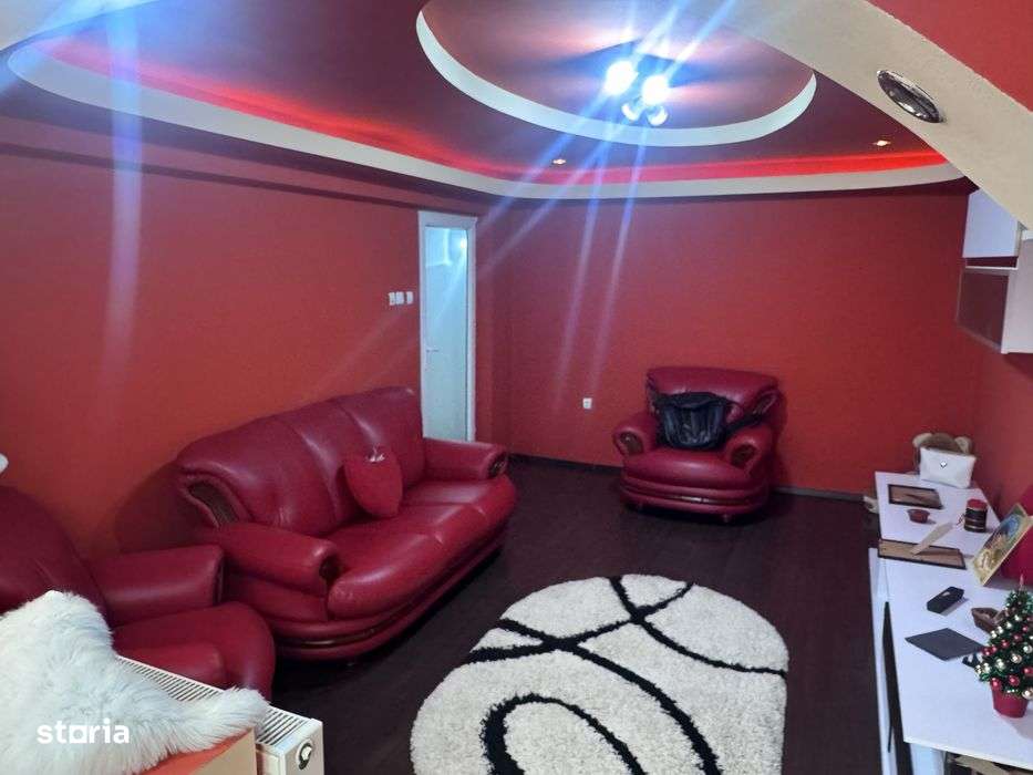 Ap 3 cam, Radu Negru, conf 1, decomandat, etaj 3, mobilat partial, ele - Imagine principală: 4/9