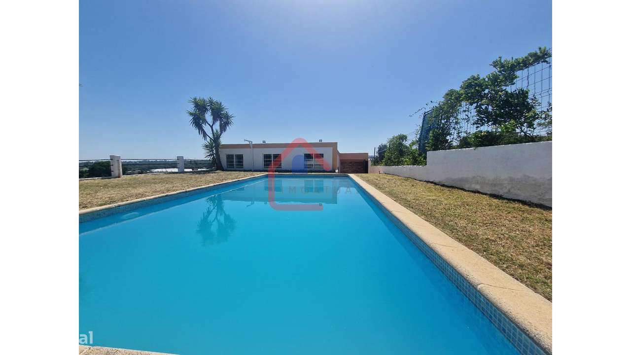 Apartamento T4 em  GAMBIA-PONTES-ALTO DA GUERRA-7